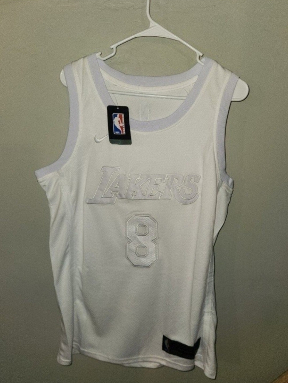 Kobe Bryant LA Lakers All White Nwt Men's Size Medium Stitched Jersey Nwt Embroi